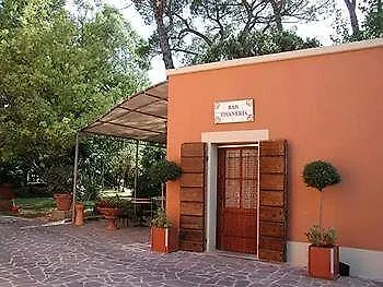 Hotel Villa Maya Cascina