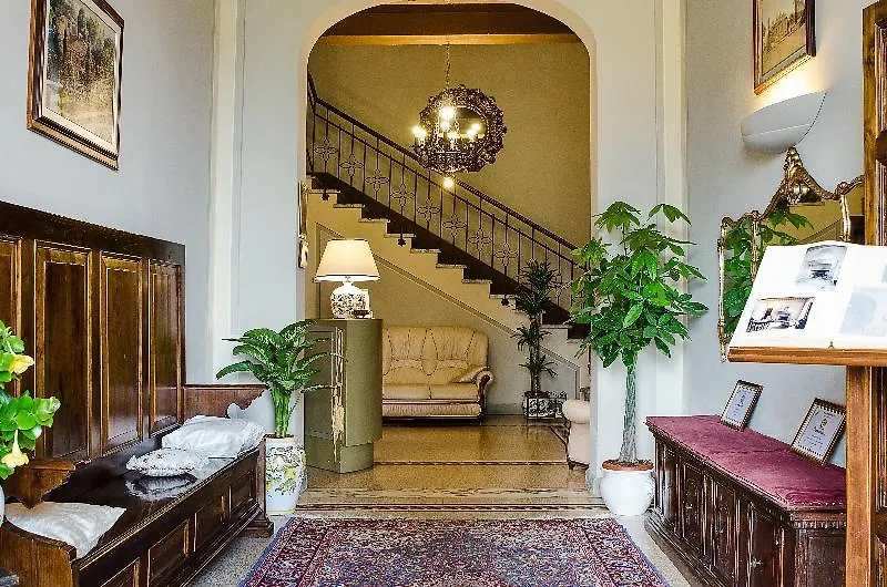 ***  Hotel Villa Maya Cascina Italien