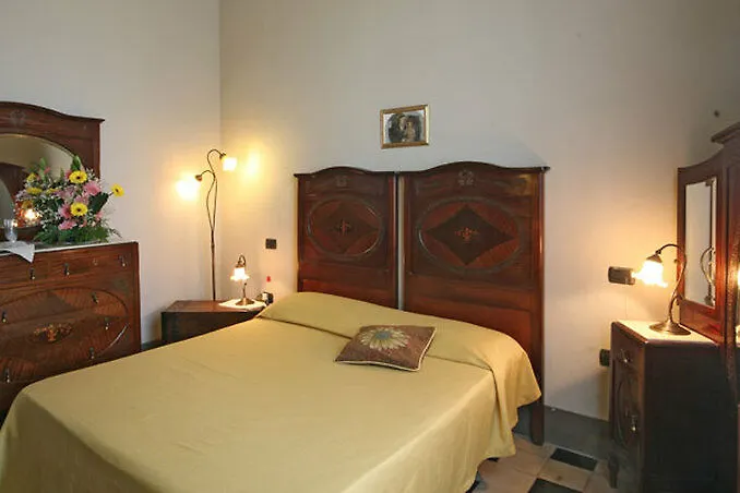 Hotel Villa Maya Cascina Italien