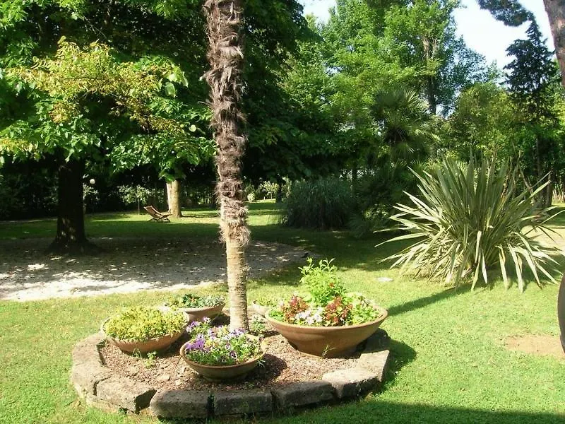 Hotel Villa Maya Cascina 3*,