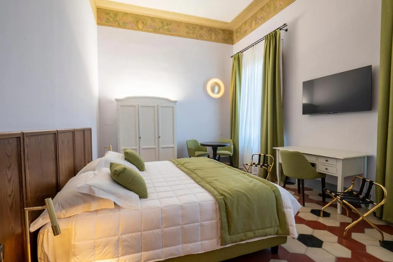Hotel Villa Maya Cascina