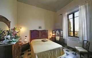 Hotel Villa Maya Cascina 3*,  Italie