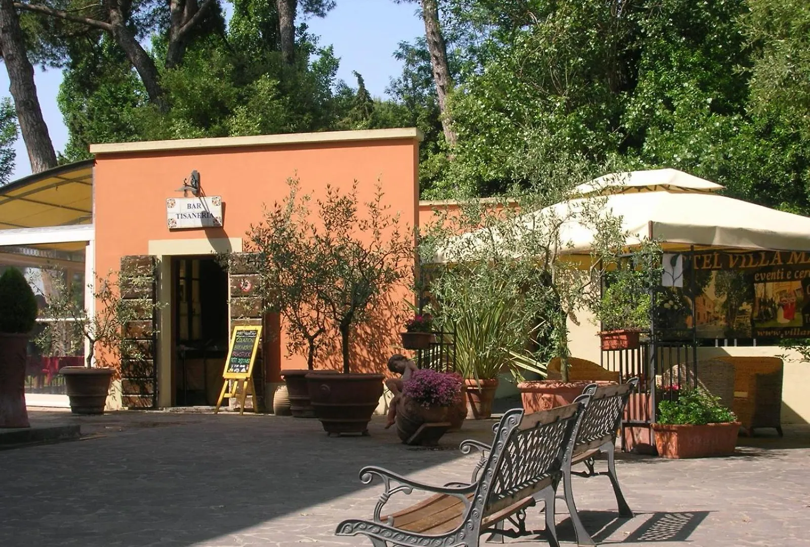 Hotel Villa Maya Cascina 3*,  Italie