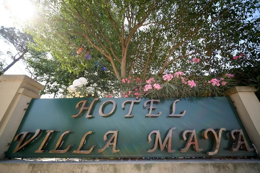 Hotel Villa Maya Cascina 3*,