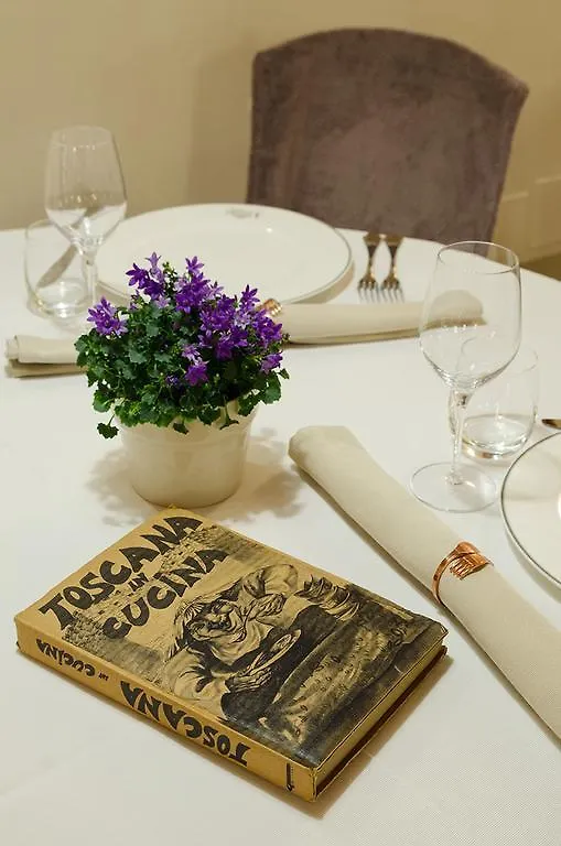 Hotel Villa Maya Cascina