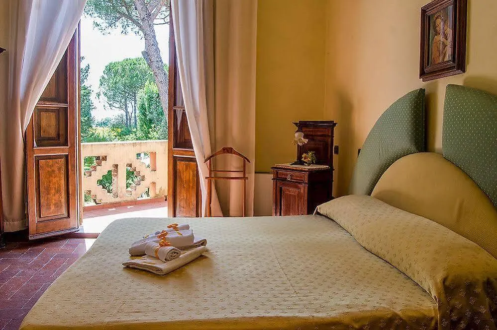 Hotel Villa Maya Cascina