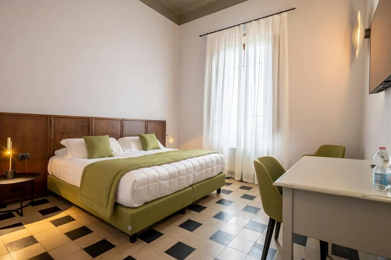 Hotel Villa Maya Cascina