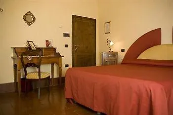 Hotel Villa Maya Cascina