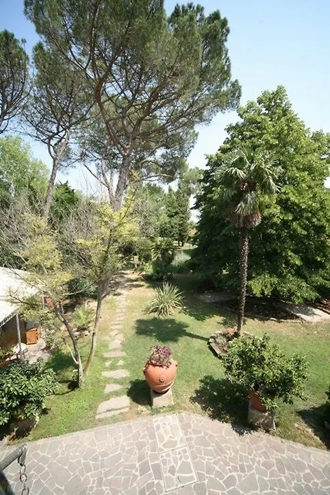 Hotel Villa Maya Cascina